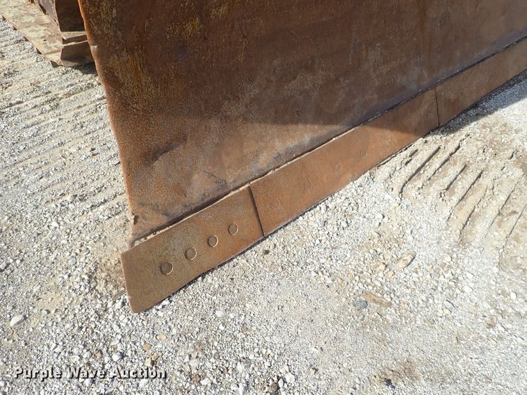 image for item DC3363 2004 Caterpillar D5N XL dozer