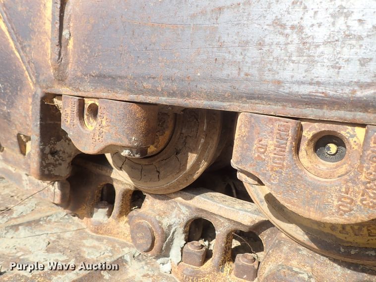 image for item DC3363 2004 Caterpillar D5N XL dozer