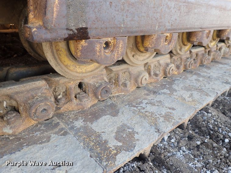 image for item DC3363 2004 Caterpillar D5N XL dozer