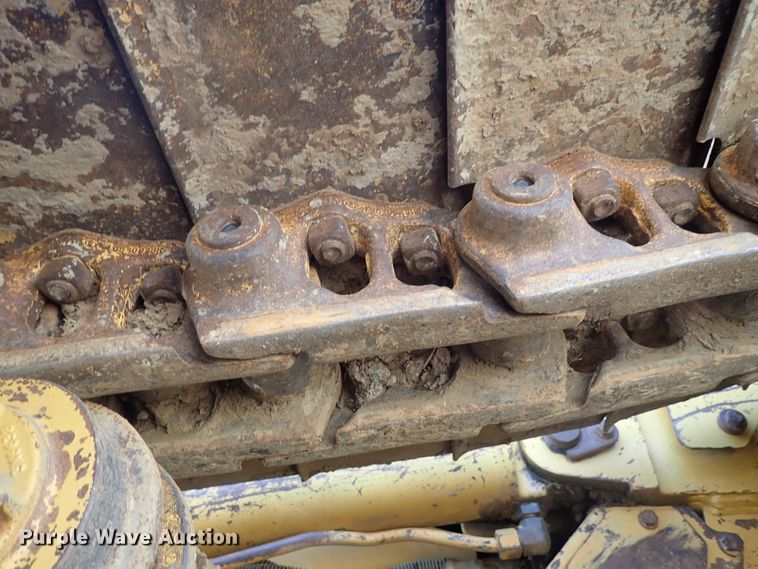 image for item DC3363 2004 Caterpillar D5N XL dozer