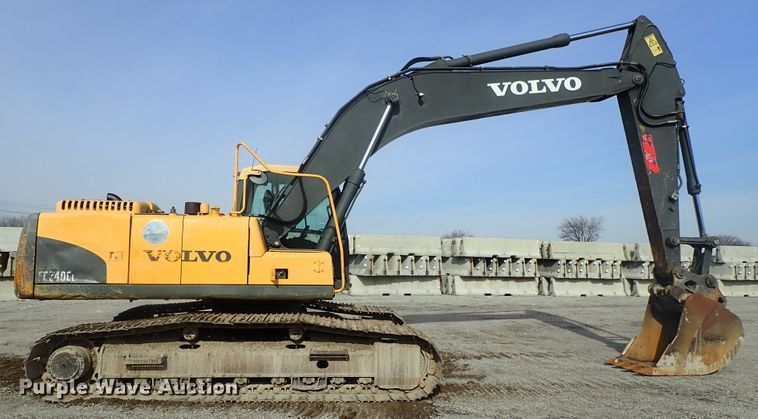 image for item DC3364 2007 Volvo EC240CLQC excavator