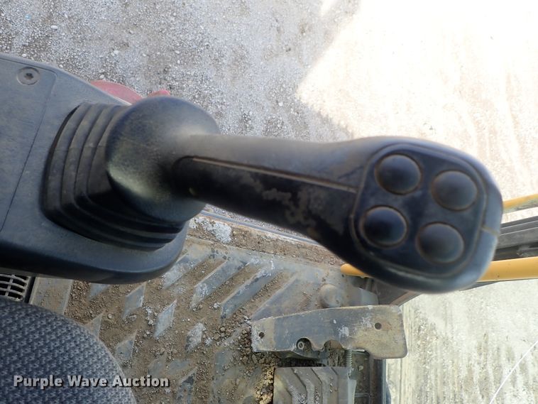 image for item DC3364 2007 Volvo EC240CLQC excavator