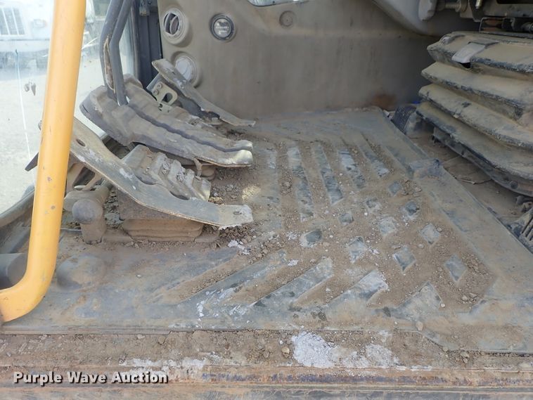 image for item DC3364 2007 Volvo EC240CLQC excavator