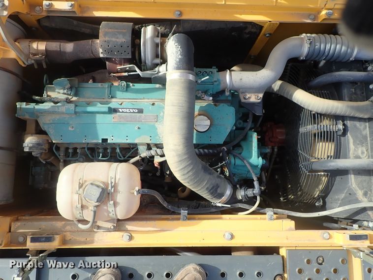 image for item DC3364 2007 Volvo EC240CLQC excavator