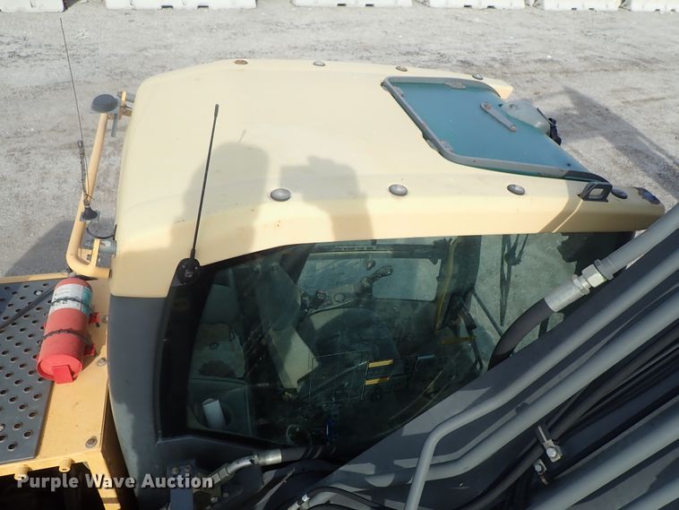 image for item DC3364 2007 Volvo EC240CLQC excavator