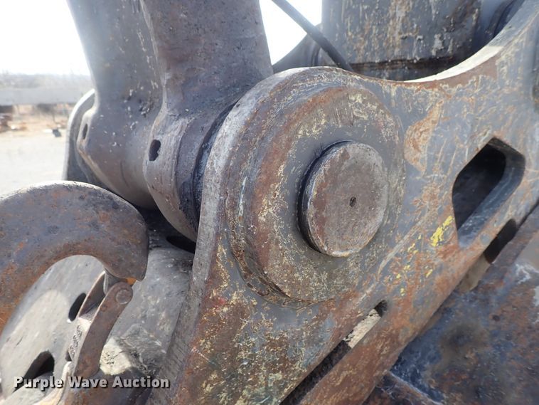 image for item DC3364 2007 Volvo EC240CLQC excavator