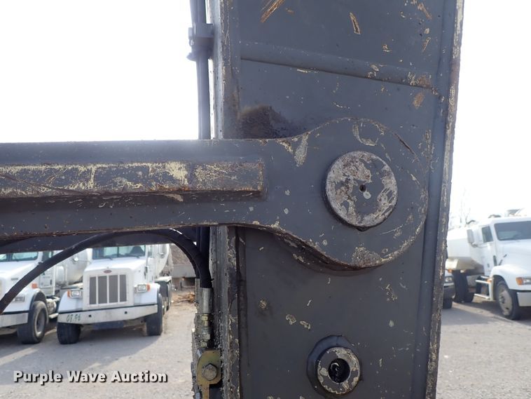 image for item DC3364 2007 Volvo EC240CLQC excavator