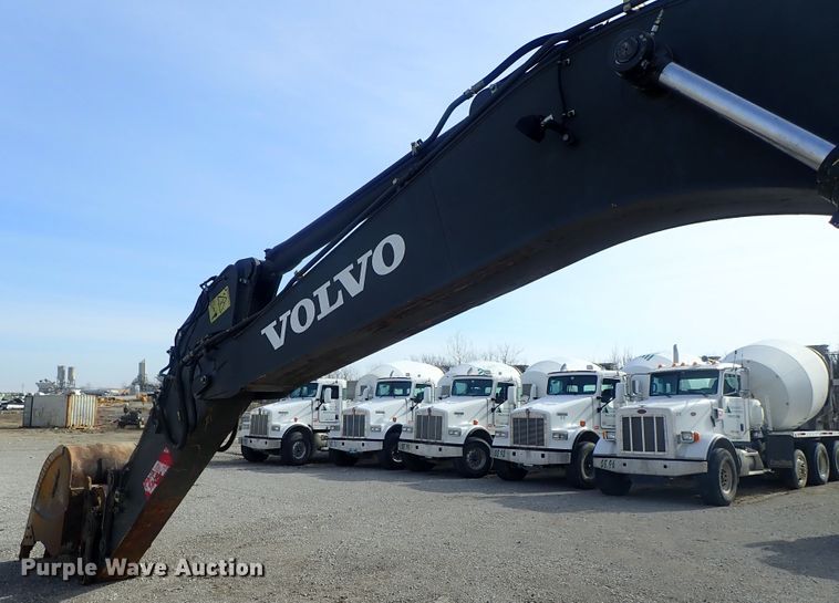 image for item DC3364 2007 Volvo EC240CLQC excavator