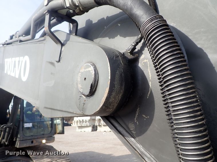 image for item DC3364 2007 Volvo EC240CLQC excavator