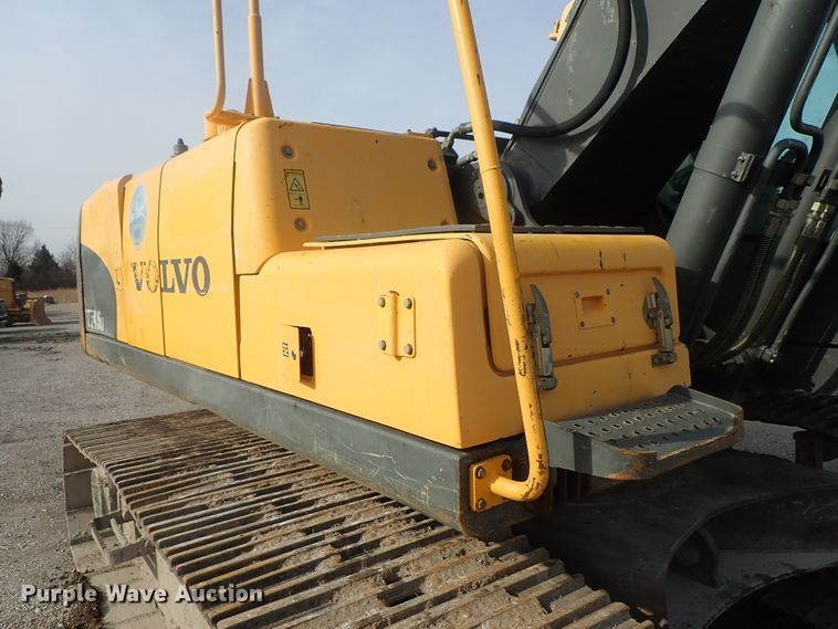 image for item DC3364 2007 Volvo EC240CLQC excavator