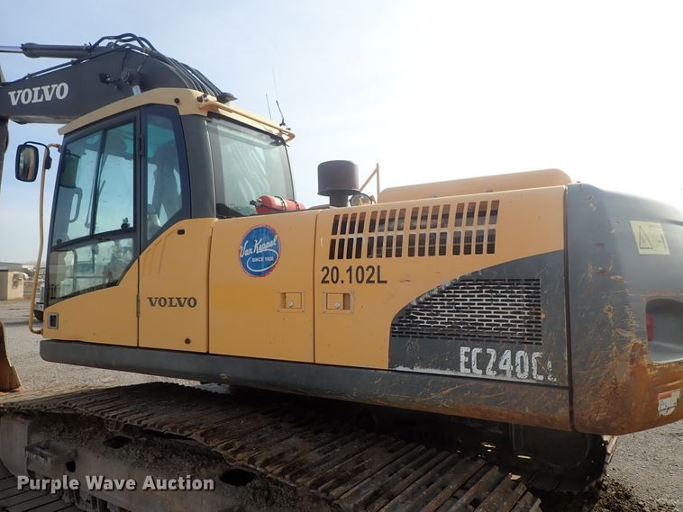 image for item DC3364 2007 Volvo EC240CLQC excavator