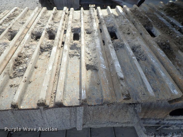 image for item DC3364 2007 Volvo EC240CLQC excavator