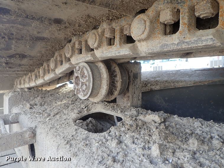 image for item DC3364 2007 Volvo EC240CLQC excavator