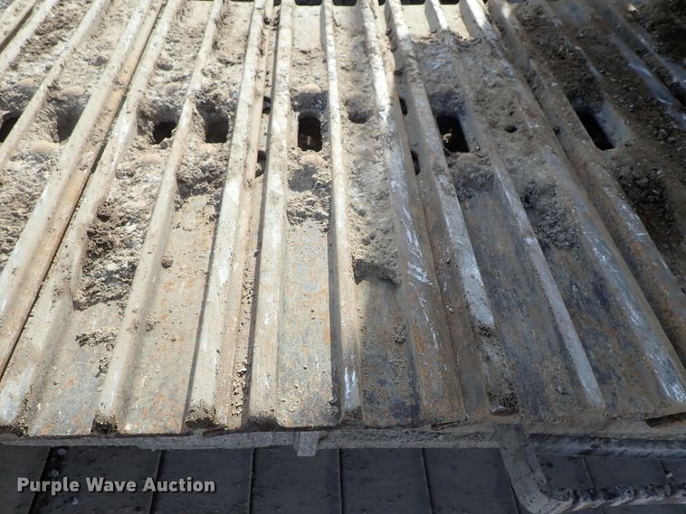 image for item DC3364 2007 Volvo EC240CLQC excavator