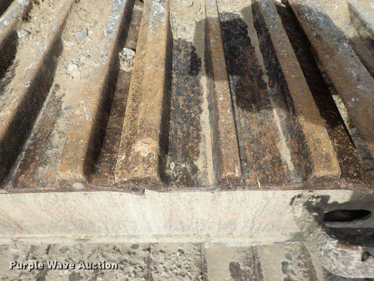 image for item DC3364 2007 Volvo EC240CLQC excavator