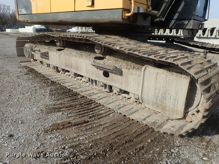 image for item DC3364 2007 Volvo EC240CLQC excavator