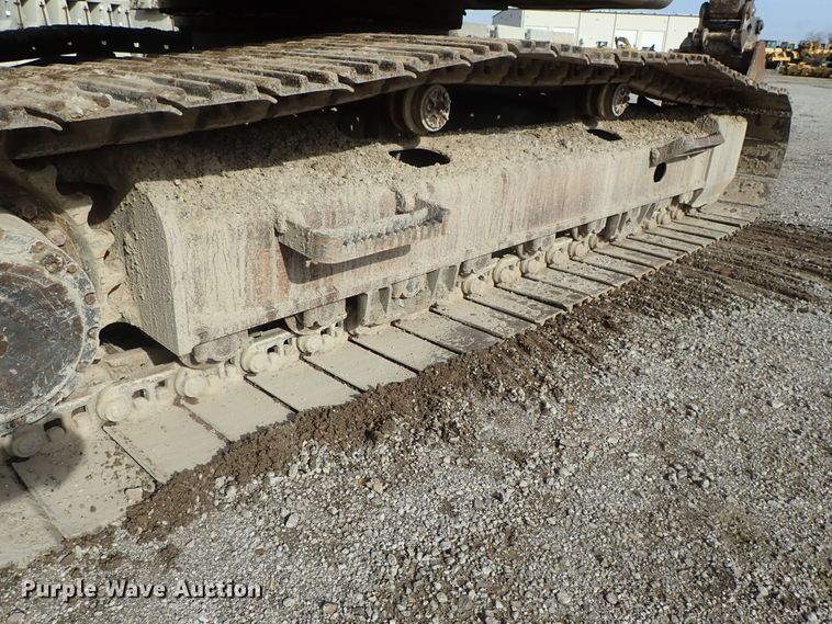 image for item DC3364 2007 Volvo EC240CLQC excavator