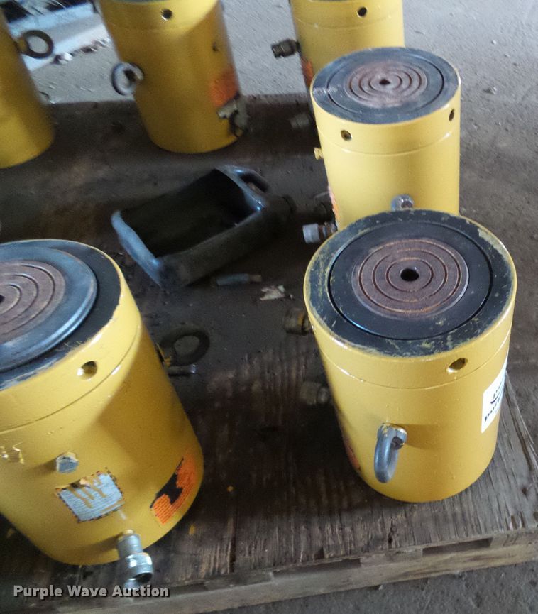 image for item DD1964 (2) Enerpac hydraulic jack