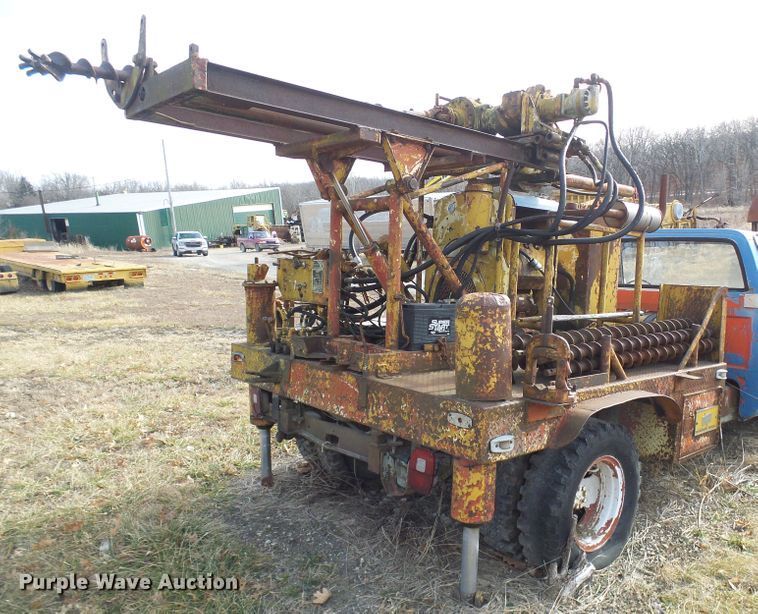 image for item DD1968 Mobile B40 drilling rig bed