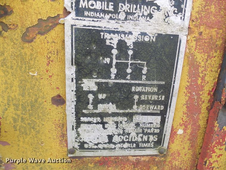 image for item DD1968 Mobile B40 drilling rig bed