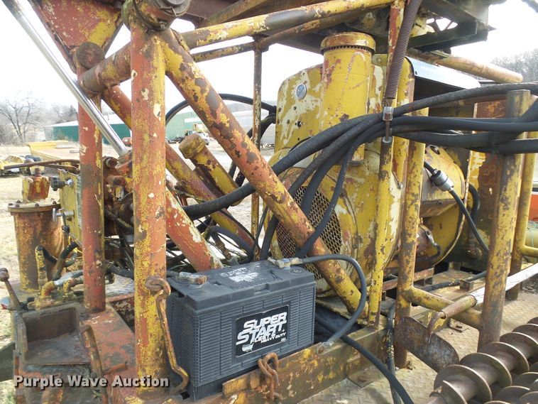 image for item DD1968 Mobile B40 drilling rig bed