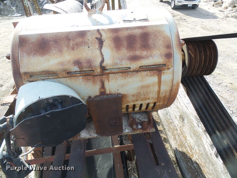 image for item DD1998 Eagle Edge jaw crusher