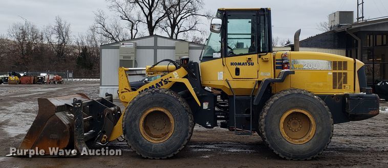image for item DD2654 2005 Komatsu WA200-5 wheel loader
