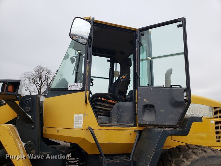 image for item DD2654 2005 Komatsu WA200-5 wheel loader