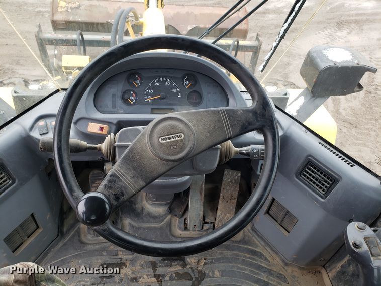 image for item DD2654 2005 Komatsu WA200-5 wheel loader