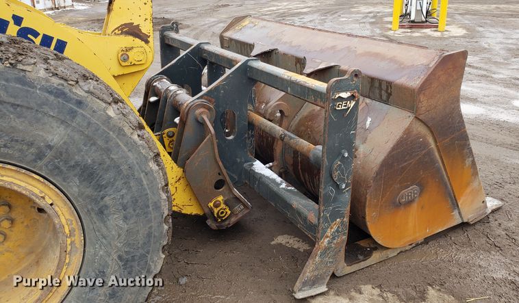 image for item DD2654 2005 Komatsu WA200-5 wheel loader