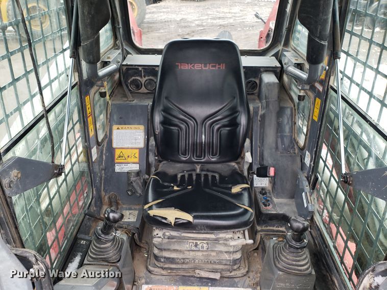 image for item DD2655 2012 Takeuchi TL250 skid steer