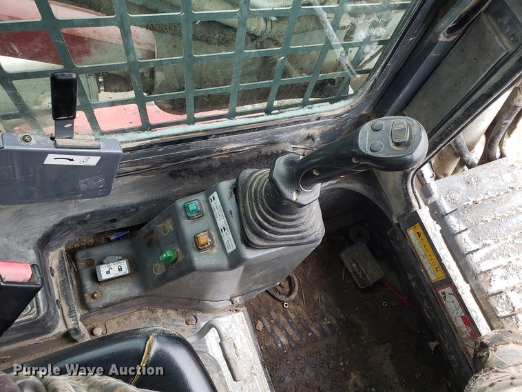 image for item DD2655 2012 Takeuchi TL250 skid steer