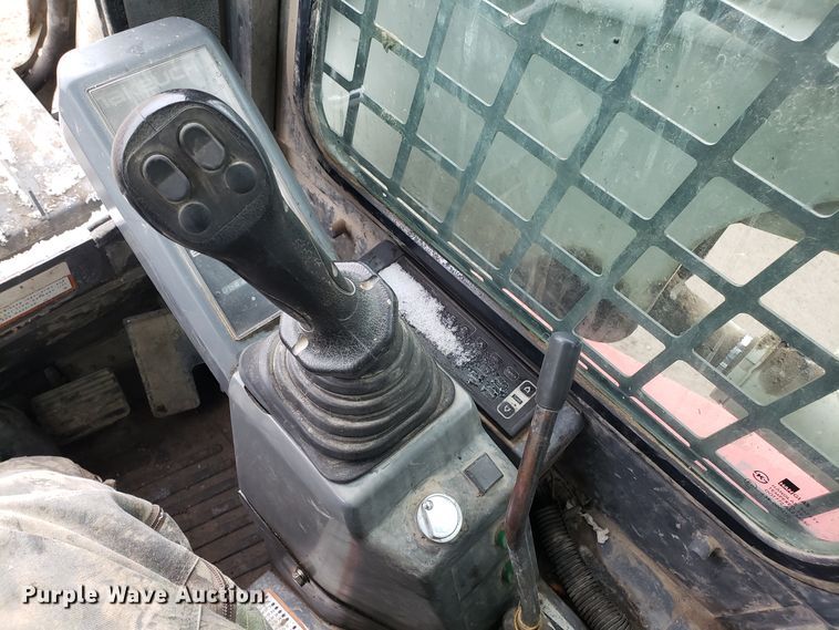image for item DD2655 2012 Takeuchi TL250 skid steer