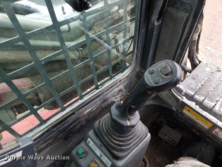 image for item DD2655 2012 Takeuchi TL250 skid steer