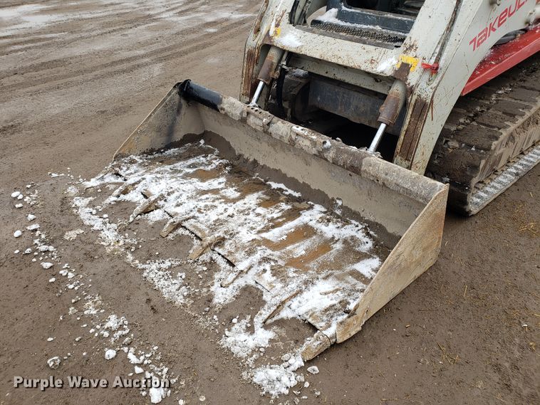 image for item DD2655 2012 Takeuchi TL250 skid steer