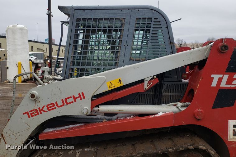 image for item DD2655 2012 Takeuchi TL250 skid steer