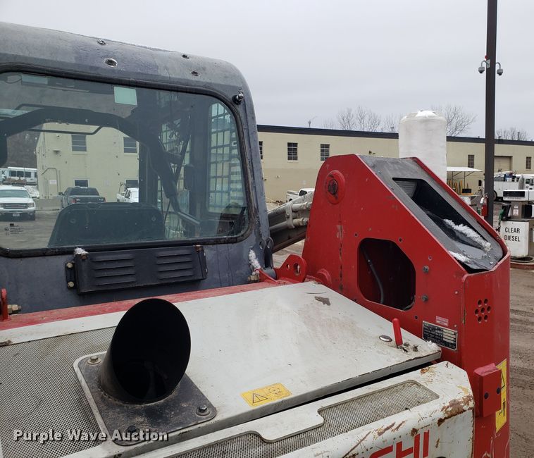 image for item DD2655 2012 Takeuchi TL250 skid steer