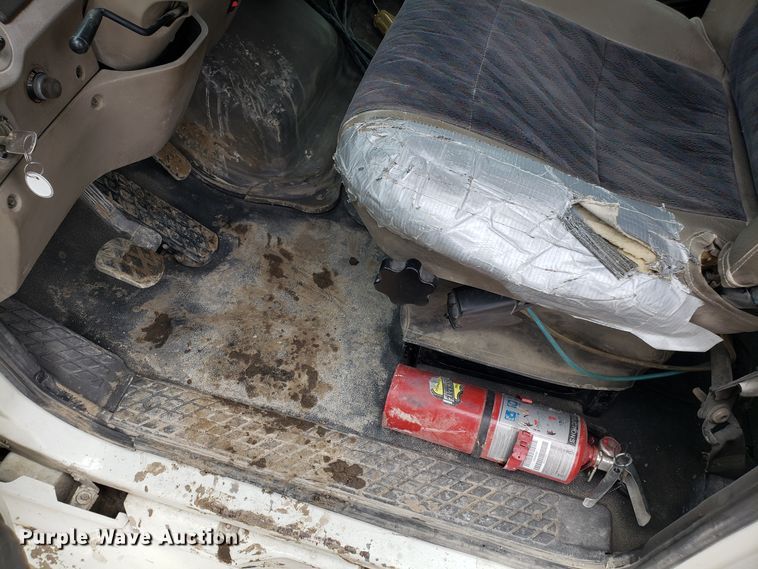 image for item DD2656 2005 Sterling LT9500 vacuum truck