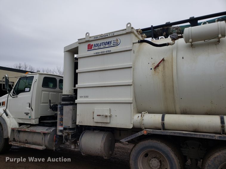 image for item DD2656 2005 Sterling LT9500 vacuum truck