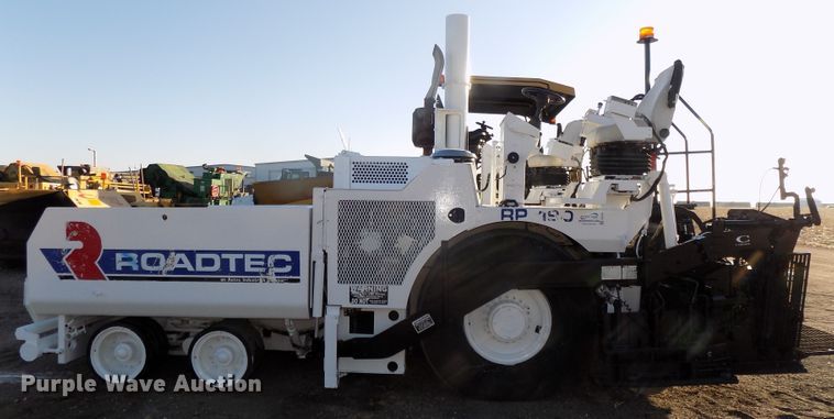 image for item DG2493 2008 Roadtec RP190 paver