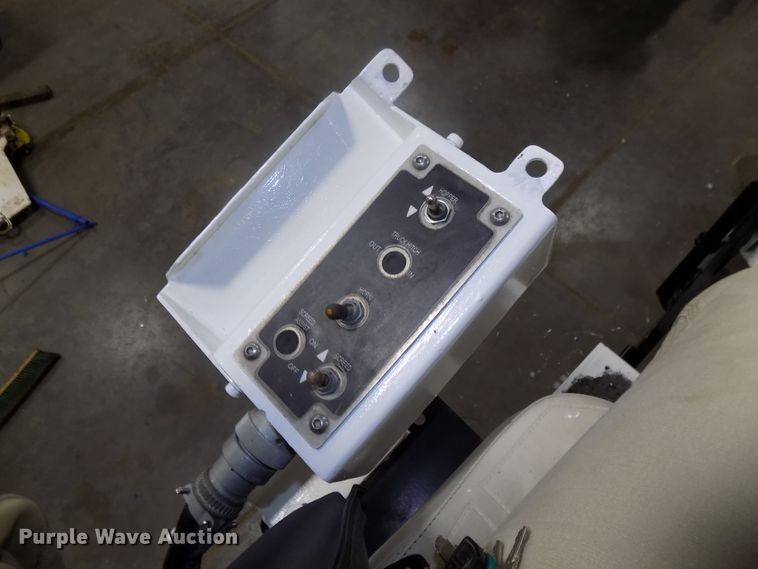 image for item DG2493 2008 Roadtec RP190 paver