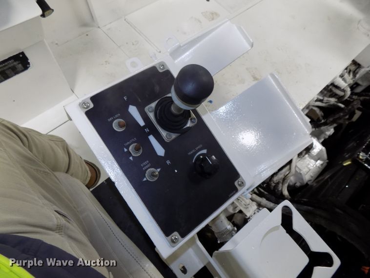 image for item DG2493 2008 Roadtec RP190 paver