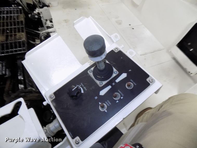 image for item DG2493 2008 Roadtec RP190 paver