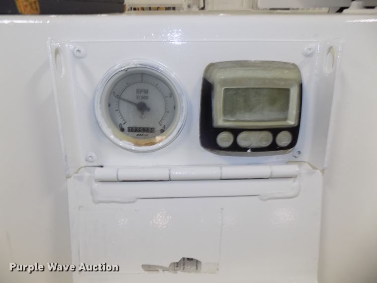 image for item DG2493 2008 Roadtec RP190 paver