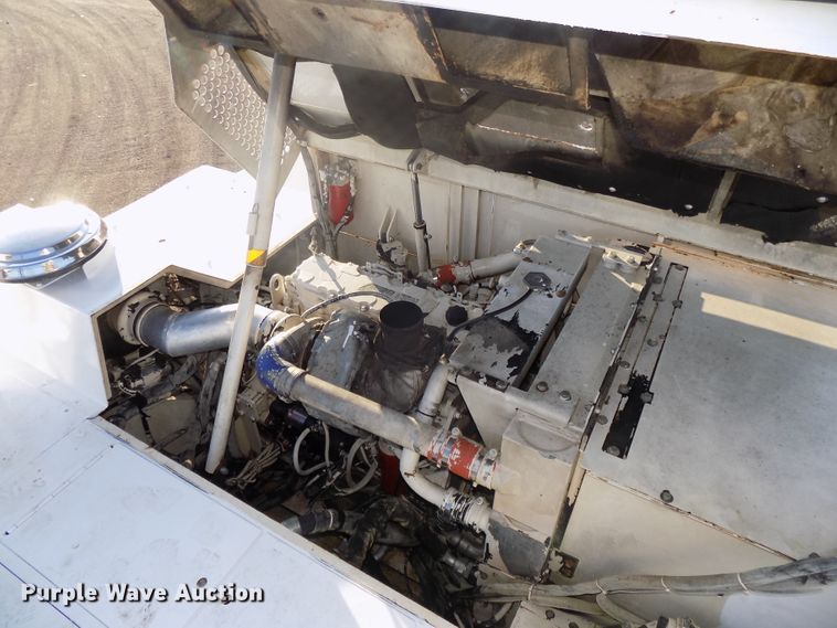 image for item DG2493 2008 Roadtec RP190 paver