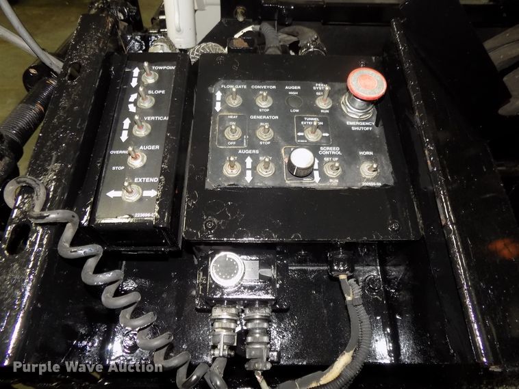 image for item DG2493 2008 Roadtec RP190 paver