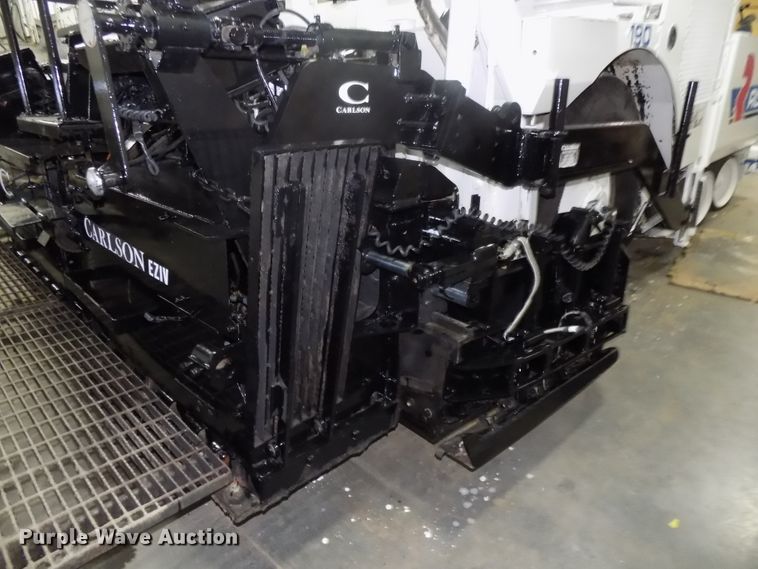 image for item DG2493 2008 Roadtec RP190 paver