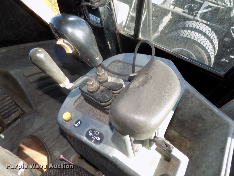 image for item DG2494 2004 Caterpillar 950G Series II wheel loader