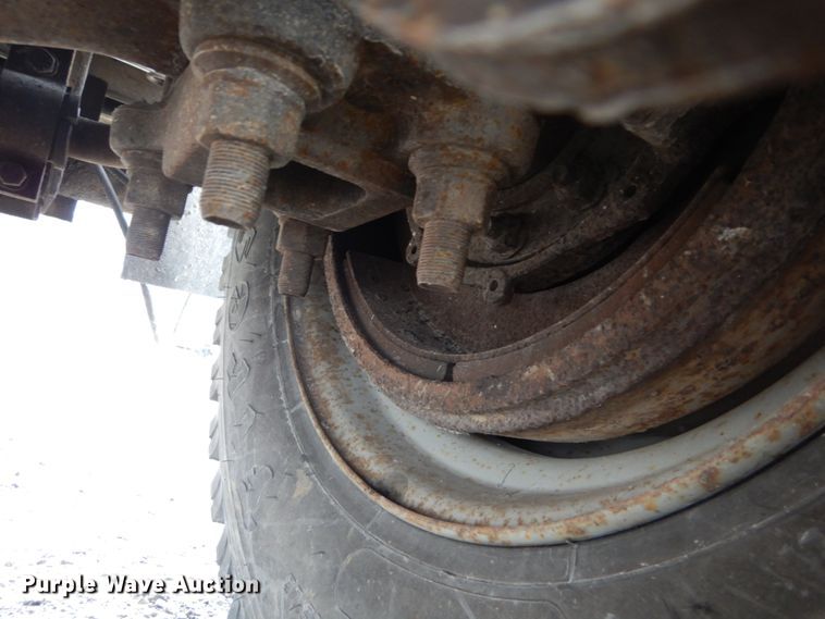 image for item DH5078 1994 Chevrolet Kodiak C6500 flatbed truck