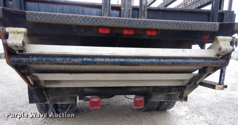 image for item DH5078 1994 Chevrolet Kodiak C6500 flatbed truck